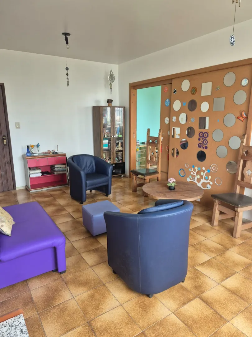 APARTAMENTO 3 QUARTOS SU&Iacute;TE DEPEND&Ecirc;NCIA GARAGEM ELEVADOR &Agrave; VENDA NA GRA&Ccedil;A Rua Professor Martagão Gesteira Salvador - 
