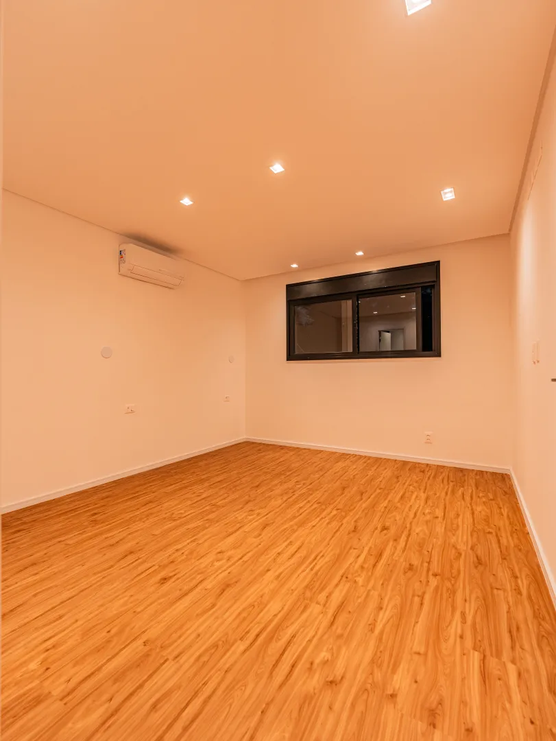 CASA NOVA E MODERNA NO ALPHAVILLE 4 COM 4 SU&Iacute;TES E 317 M&sup2; Avenida Yojiro Takaoka Santana de Parnaíba - 