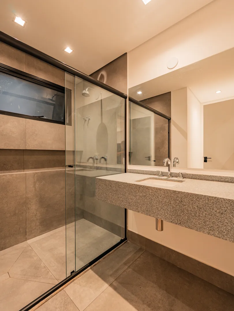 CASA NOVA E MODERNA NO ALPHAVILLE 4 COM 4 SU&Iacute;TES E 317 M&sup2; Avenida Yojiro Takaoka Santana de Parnaíba - 