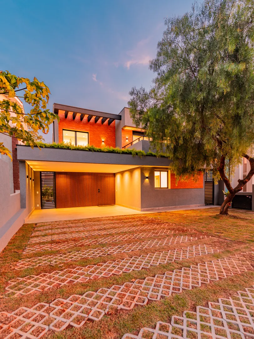 CASA NOVA E MODERNA NO ALPHAVILLE 4 COM 4 SU&Iacute;TES E 317 M&sup2; Avenida Yojiro Takaoka Santana de Parnaíba - 