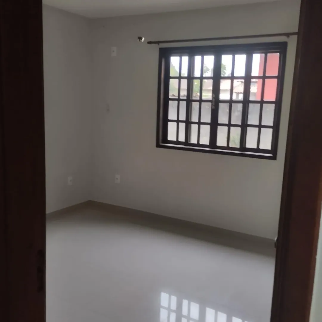 Casa &agrave; Venda em Guapimirim | 2 Quartos sendo 1 Su&iacute;te | 2 Vagas Rua Alegre Guapimirim - 