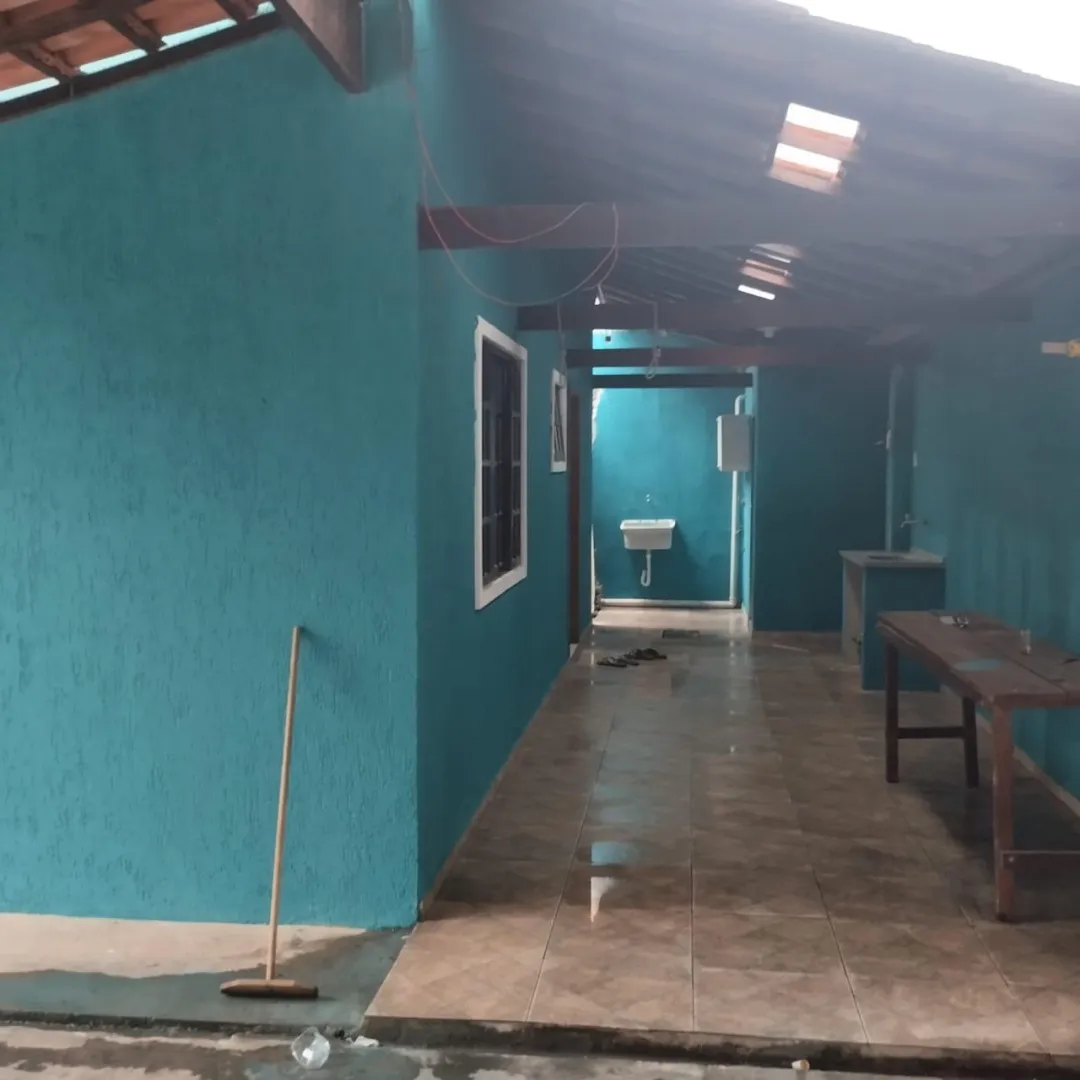 Casa &agrave; Venda em Guapimirim | 2 Quartos sendo 1 Su&iacute;te | 2 Vagas Rua Alegre Guapimirim - 