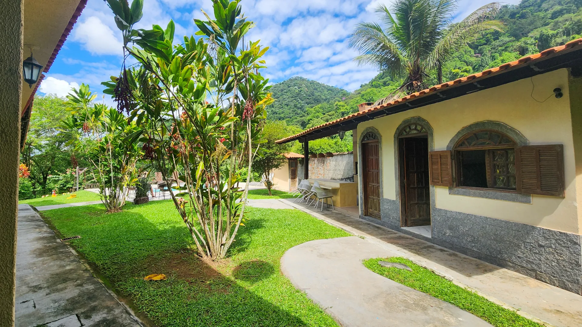 Oportunidade! S&iacute;tio com 3.650m&sup2; em Guapimirim - natureza e lazer completo Rodovia Santos Dumont Guapimirim - 