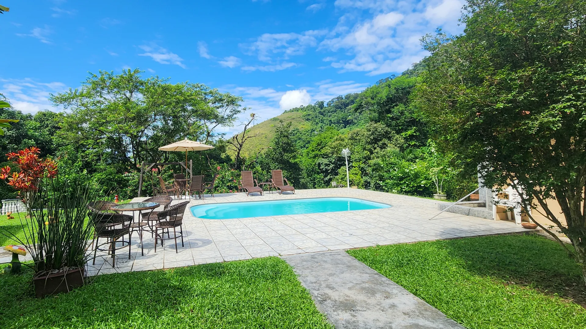 Oportunidade! S&iacute;tio com 3.650m&sup2; em Guapimirim - natureza e lazer completo Rodovia Santos Dumont Guapimirim - 