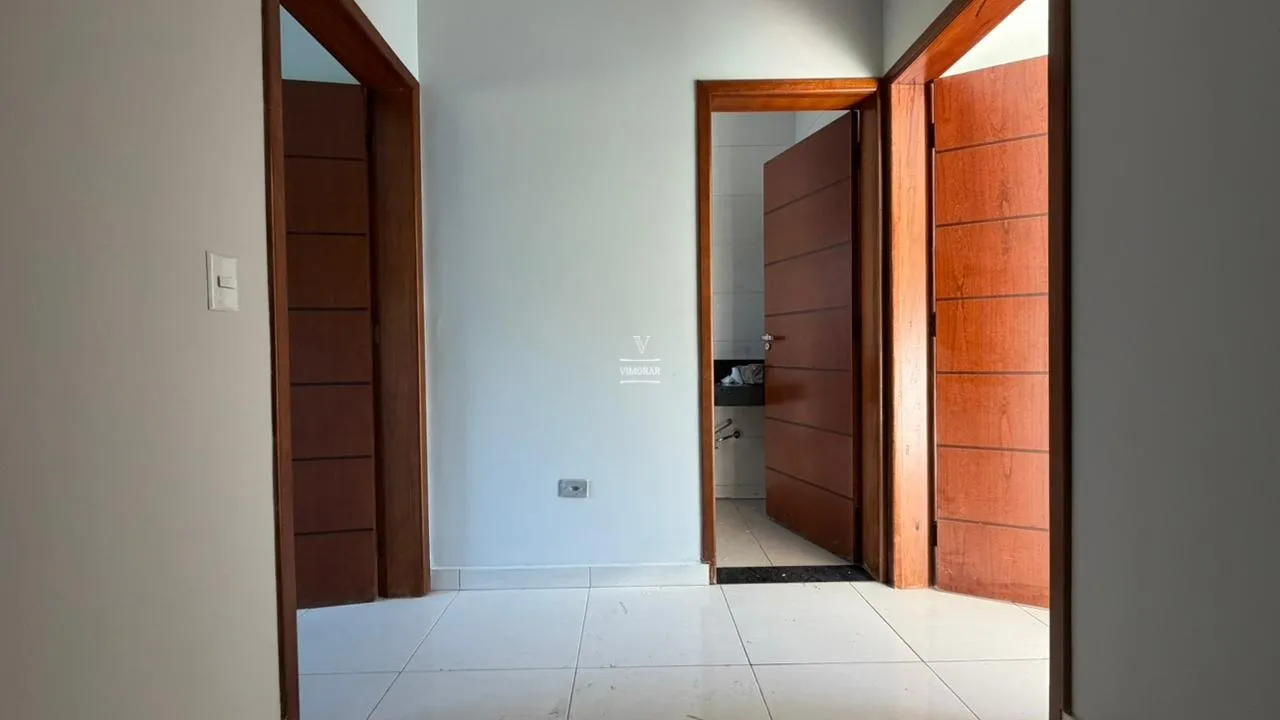 Sobrado 2 dormit&oacute;rios + 2 vagas de garagem  Guarulhos - 