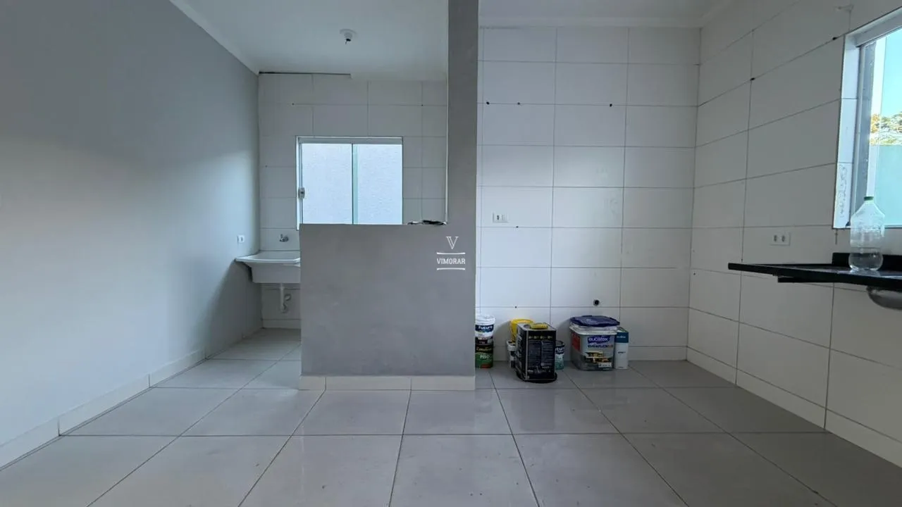 Sobrado 2 dormit&oacute;rios + 2 vagas de garagem  Guarulhos - 