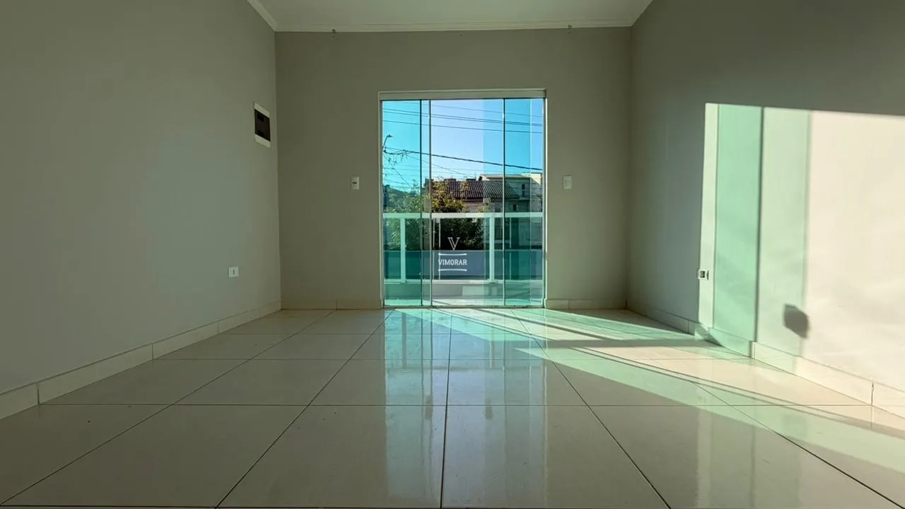 Sobrado 2 dormit&oacute;rios + 2 vagas de garagem  Guarulhos - 