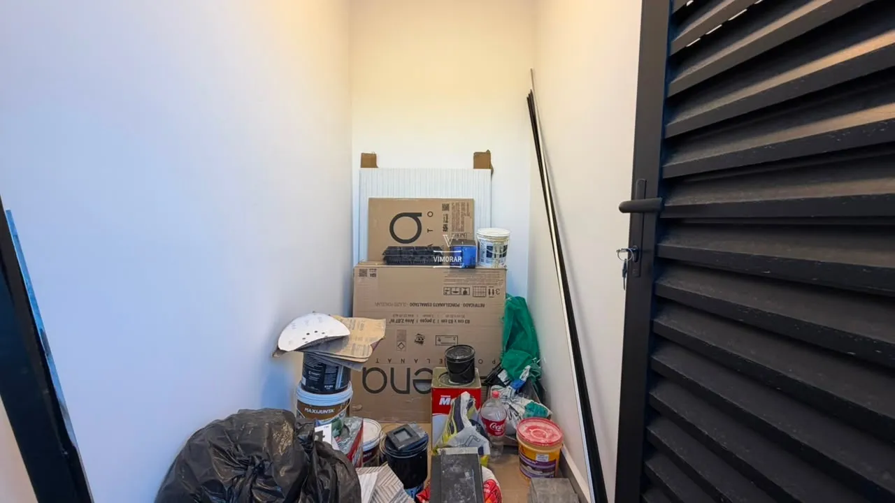 Sobrado em condom&iacute;nio 3 su&iacute;tes + 3 vagas de garagem  Mogi das Cruzes - 