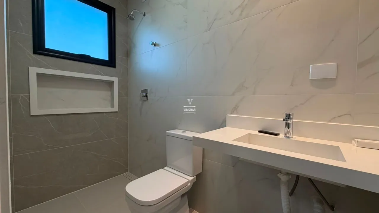 Casa em condom&iacute;nio 3 su&iacute;tes + 3 vagas de garagem  Mogi das Cruzes - 