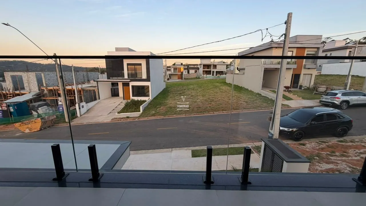 Casa em condom&iacute;nio 3 su&iacute;tes + 3 vagas de garagem  Mogi das Cruzes - 