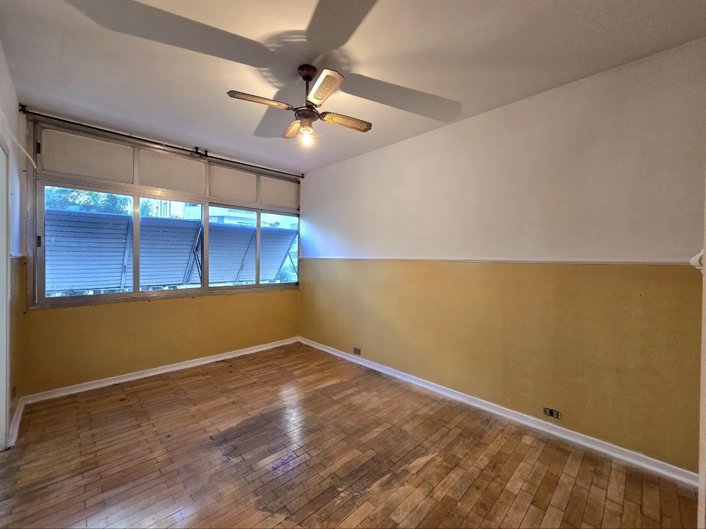 ALUGO APARTAMENTO 2 QUADRAS DA PAULISTA &ndash; 137M2 Rua Maria Figueiredo São Paulo - 