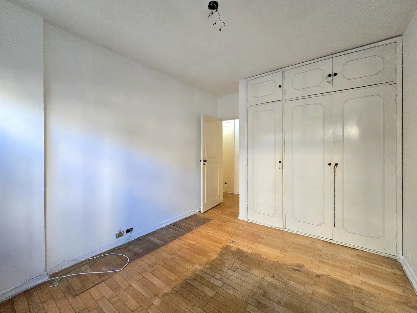 ALUGO APARTAMENTO 2 QUADRAS DA PAULISTA &ndash; 137M2 Rua Maria Figueiredo São Paulo - 