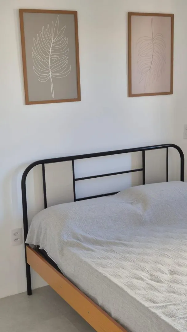 ALUGA-SE STUDIO DE 25M&sup2; MOBILIADO &ndash; PR&Oacute;XIMO &Agrave; PUC-SP! PRONTO PARA MORAR Rua Ministro Godói São Paulo - 