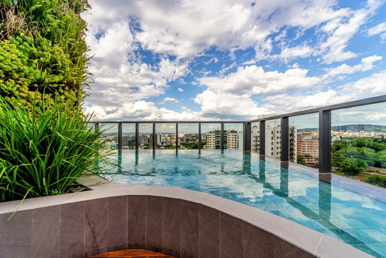 R$ 670.000 - CARLOS GOMES SQUARE - ALTO PADR&Atilde;O - LINDO LOFT - MOBILIADO - 27M2 Alameda Alceu Wamosy Porto Alegre - 