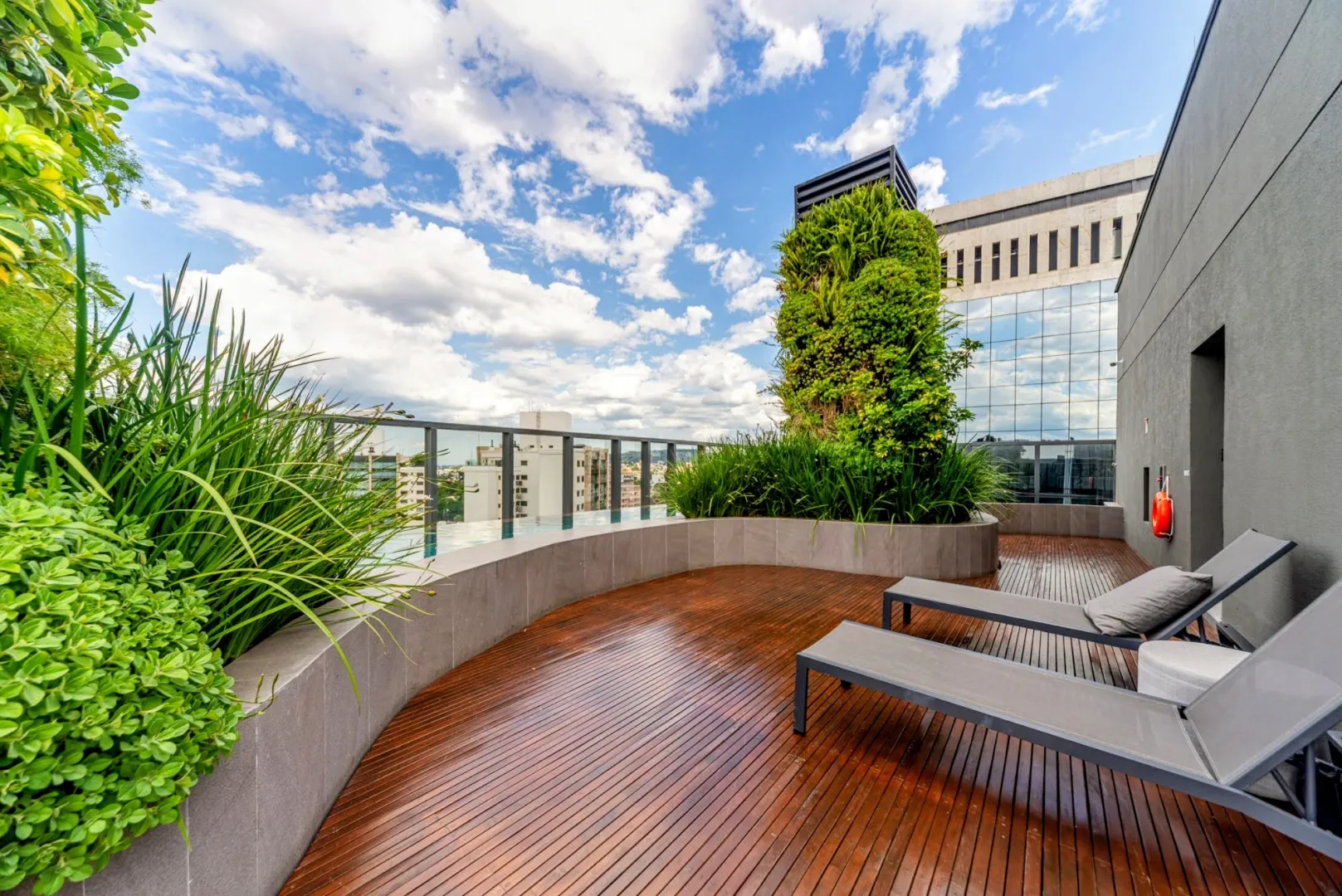 R$ 670.000 - CARLOS GOMES SQUARE - ALTO PADR&Atilde;O - LINDO LOFT - MOBILIADO - 27M2 Alameda Alceu Wamosy Porto Alegre - 