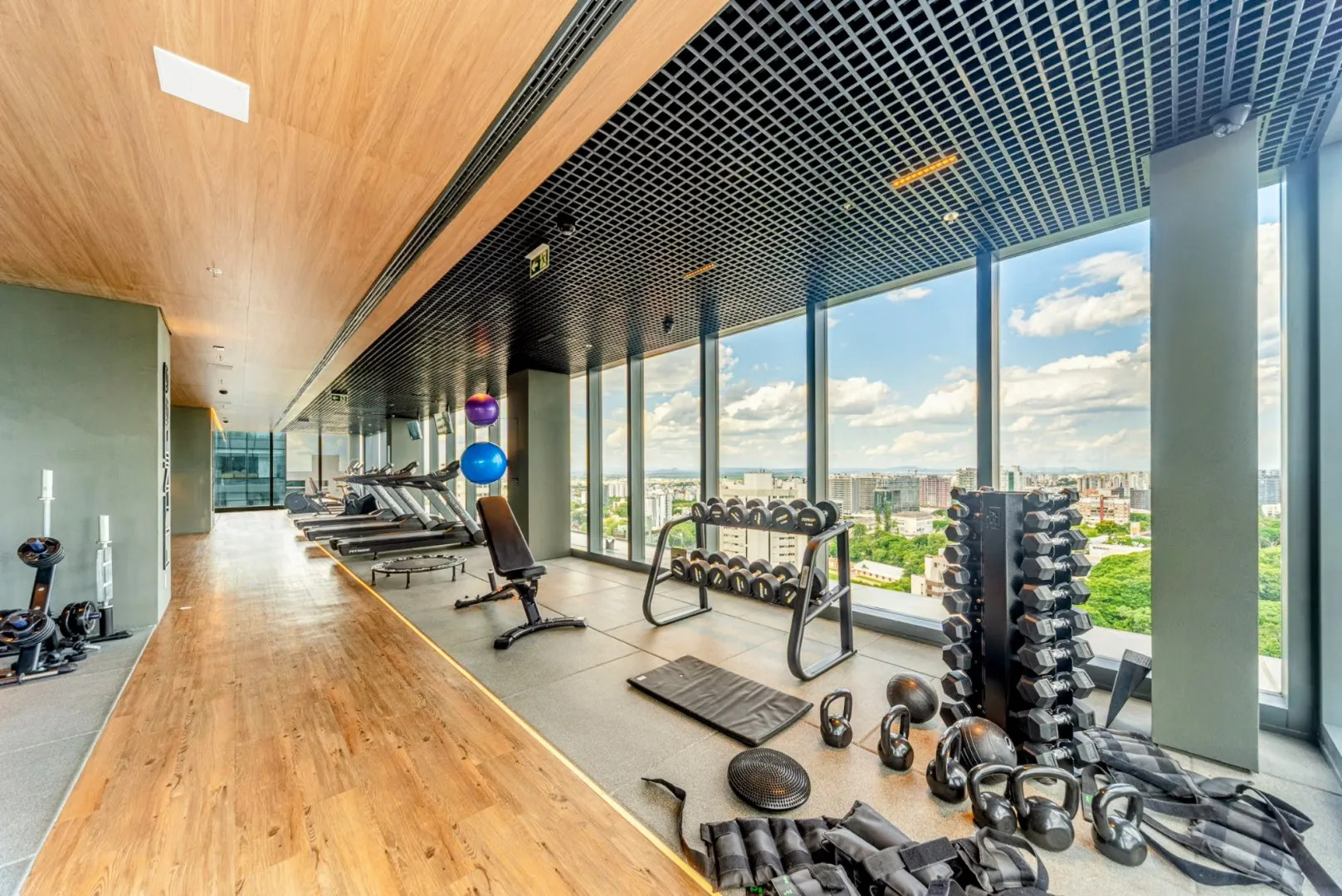 R$ 670.000 - CARLOS GOMES SQUARE - ALTO PADR&Atilde;O - LINDO LOFT - MOBILIADO - 27M2 Alameda Alceu Wamosy Porto Alegre - 