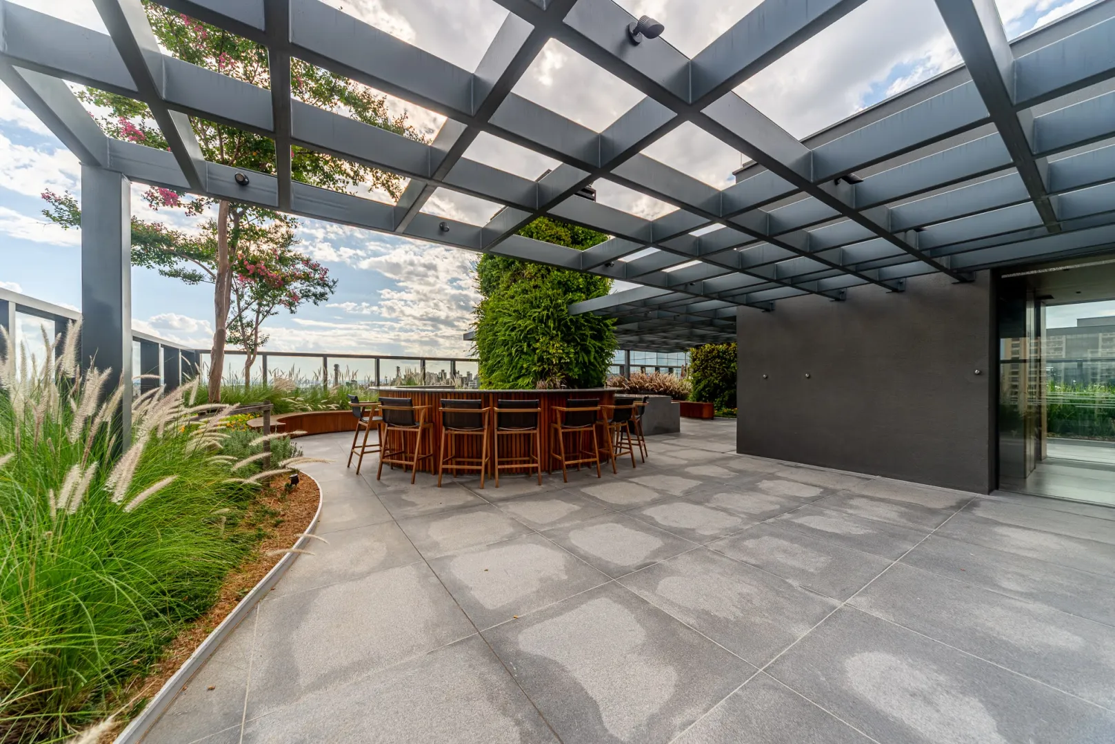R$ 670.000 - CARLOS GOMES SQUARE - ALTO PADR&Atilde;O - LINDO LOFT - MOBILIADO - 27M2 Alameda Alceu Wamosy Porto Alegre - 
