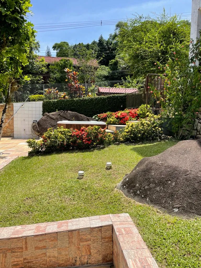 Casa duplex em condom&iacute;nio na Serra &ndash; conforto, lazer e natureza em Guapimirim!  Guapimirim - 