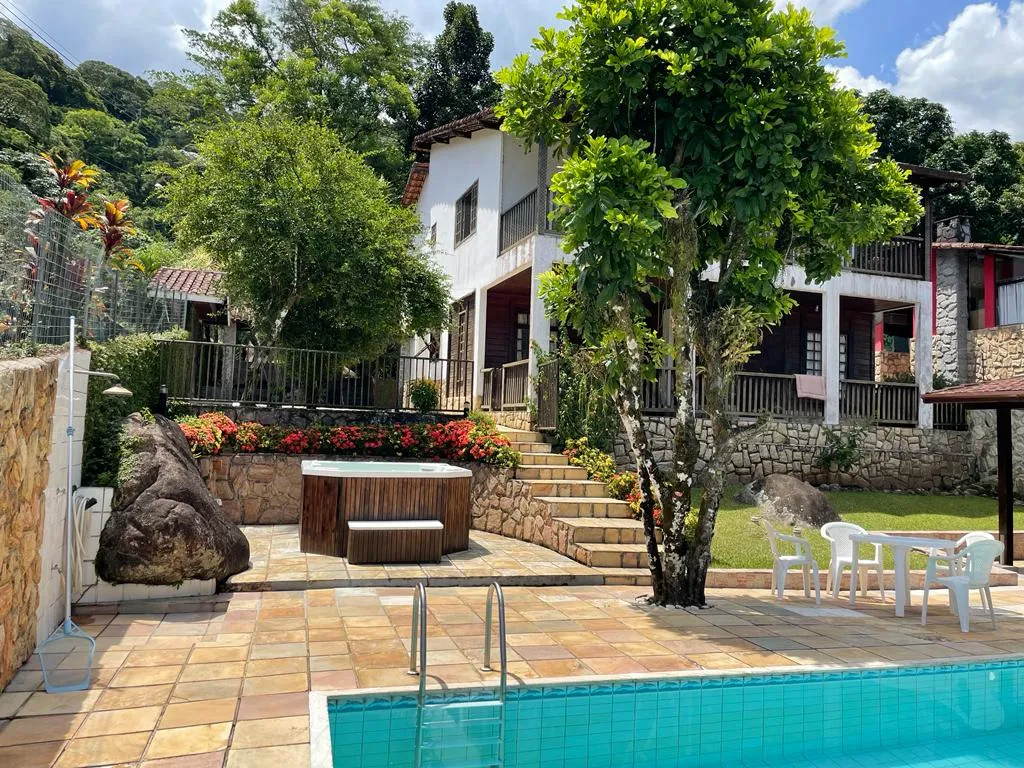 Casa duplex em condom&iacute;nio na Serra &ndash; conforto, lazer e natureza em Guapimirim!  Guapimirim - 