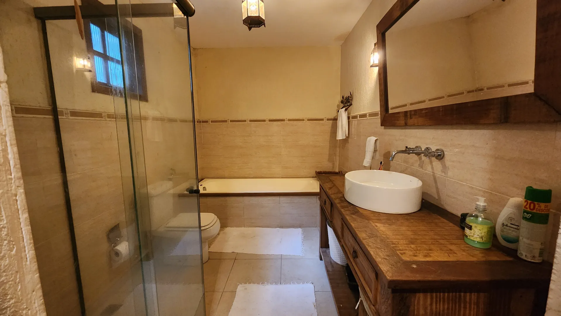 S&iacute;tio &agrave; Venda em Guapimirim com Piscina, Riacho e Su&iacute;te M&aacute;ster  Guapimirim - 