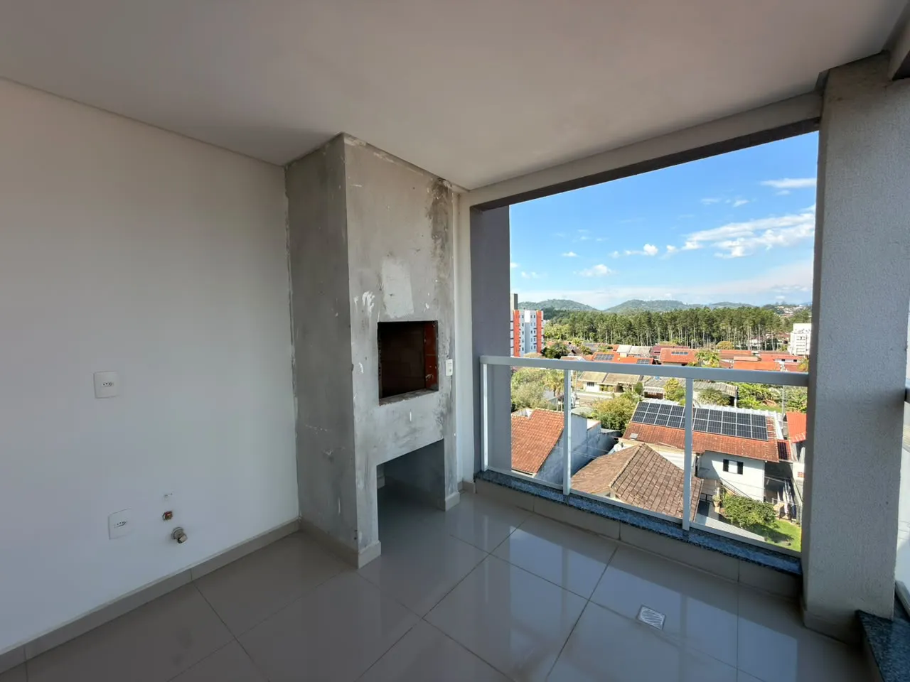 apartamento 3 quartos sendo uma suite ,2 vagas de garagem Rua Chile Timbó - 