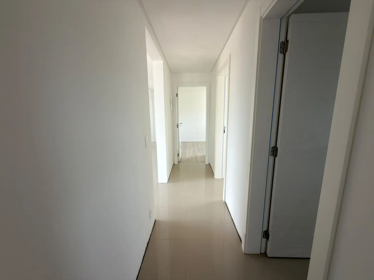 apartamento 3 quartos sendo uma suite ,2 vagas de garagem Rua Chile Timbó - 
