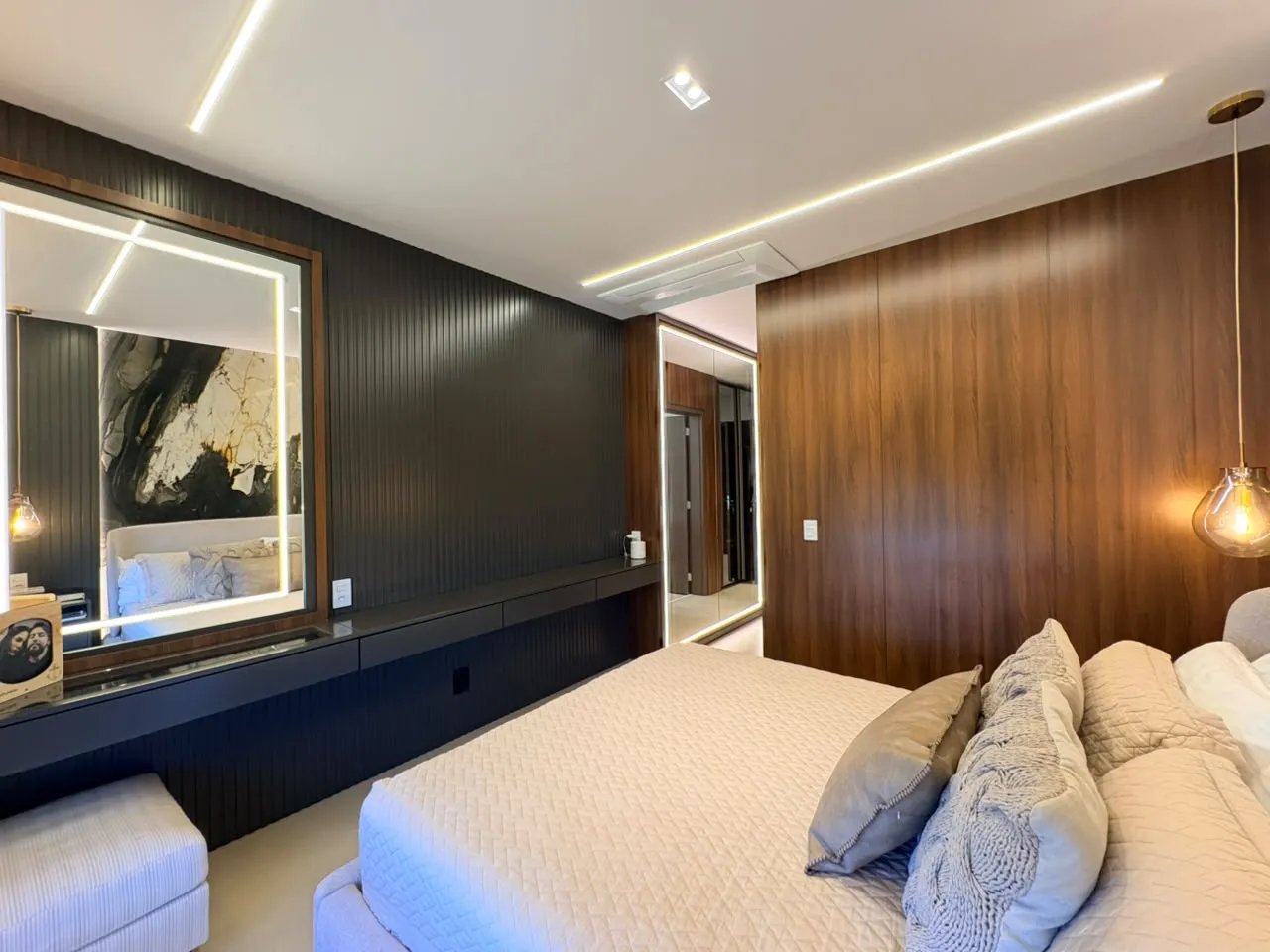 Apartamento &agrave; Venda no Edif&iacute;cio Vancouver, 237 m&sup2;, 3 Su&iacute;tes e 3 Vagas &ndash; Ribeir&atilde;o Preto/SP Rua Doutor Professor Pier Luigi Castelfranchi Ribeirão Preto - 
