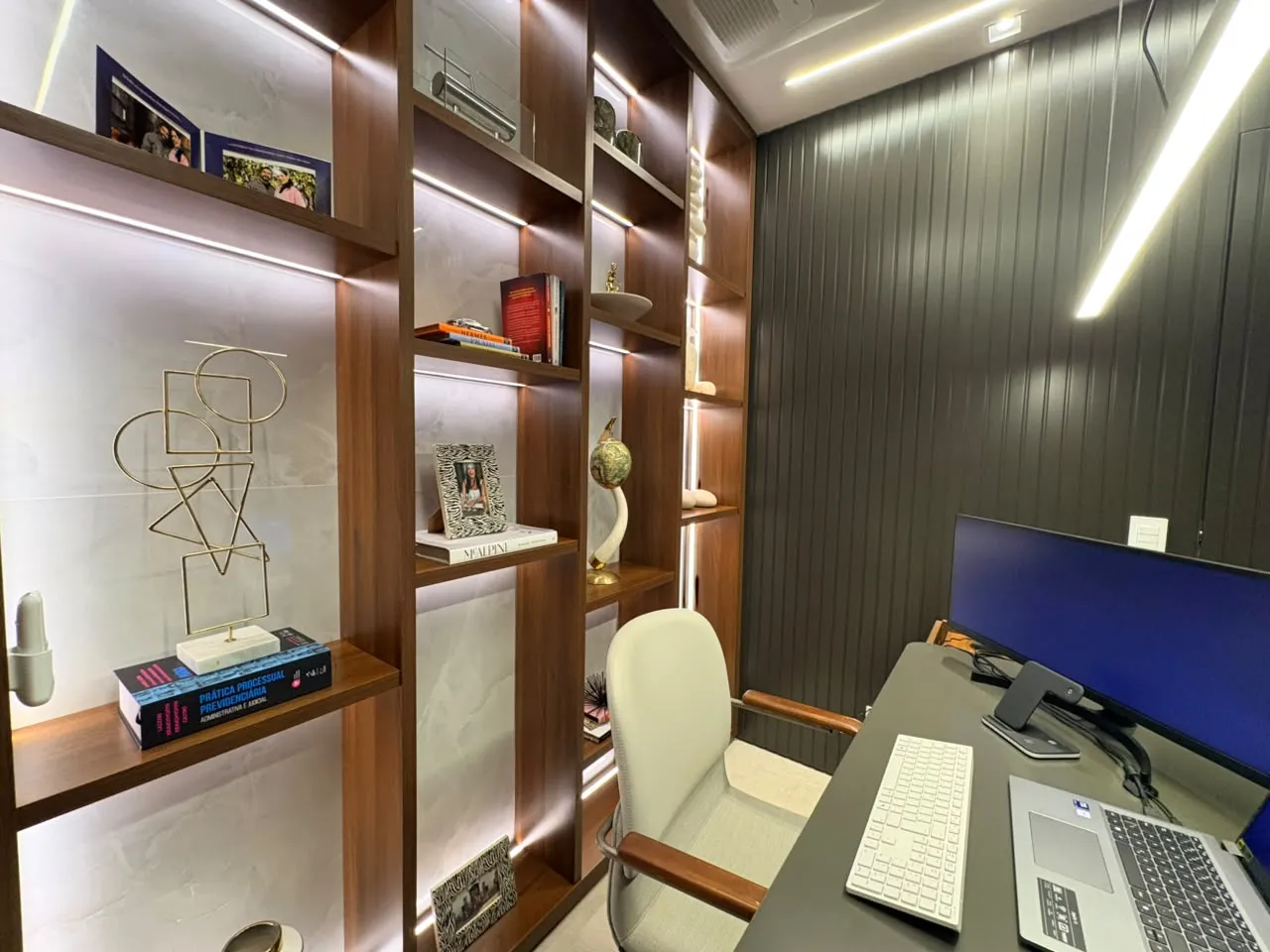 Apartamento &agrave; Venda no Edif&iacute;cio Vancouver, 237 m&sup2;, 3 Su&iacute;tes e 3 Vagas &ndash; Ribeir&atilde;o Preto/SP Rua Doutor Professor Pier Luigi Castelfranchi Ribeirão Preto - 
