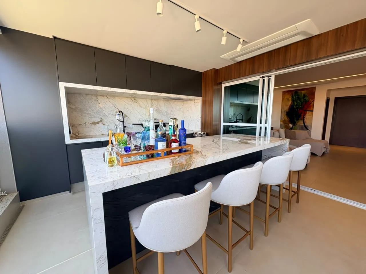 Apartamento &agrave; Venda no Edif&iacute;cio Vancouver, 237 m&sup2;, 3 Su&iacute;tes e 3 Vagas &ndash; Ribeir&atilde;o Preto/SP Rua Doutor Professor Pier Luigi Castelfranchi Ribeirão Preto - 