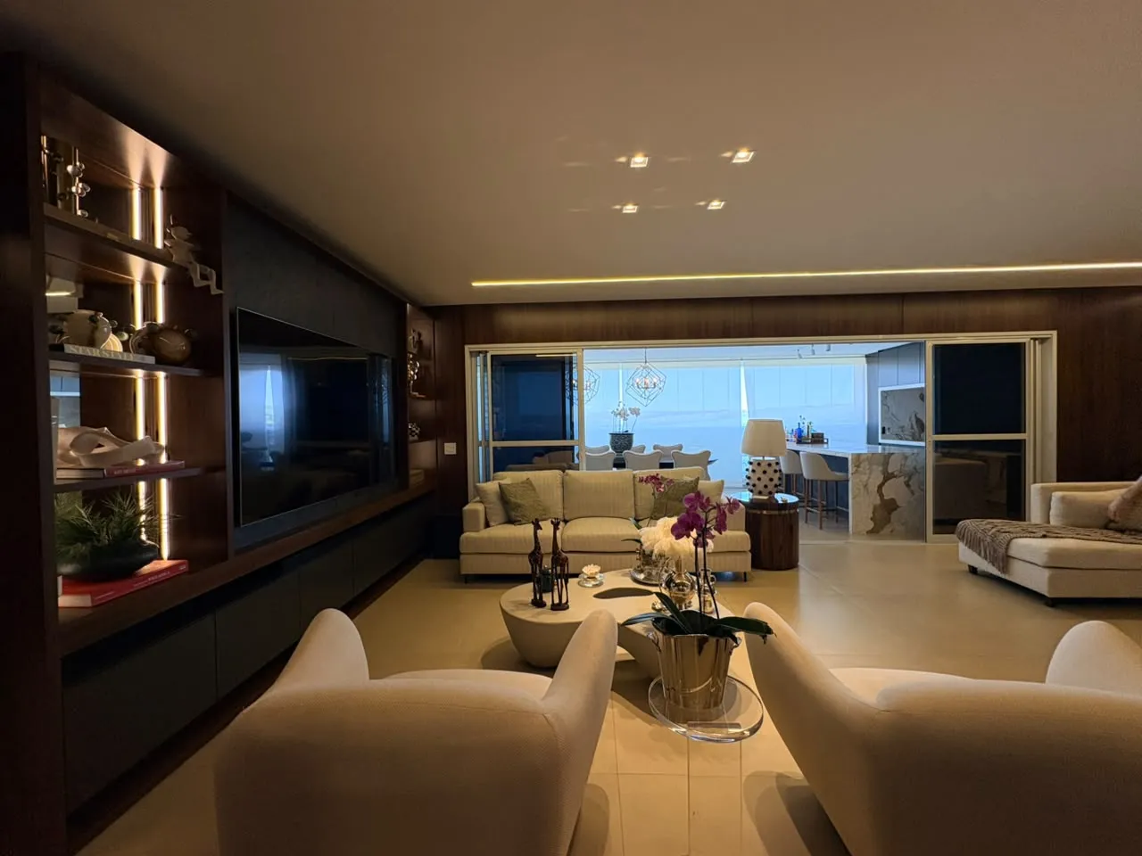 Apartamento &agrave; Venda no Edif&iacute;cio Vancouver, 237 m&sup2;, 3 Su&iacute;tes e 3 Vagas &ndash; Ribeir&atilde;o Preto/SP Rua Doutor Professor Pier Luigi Castelfranchi Ribeirão Preto - 