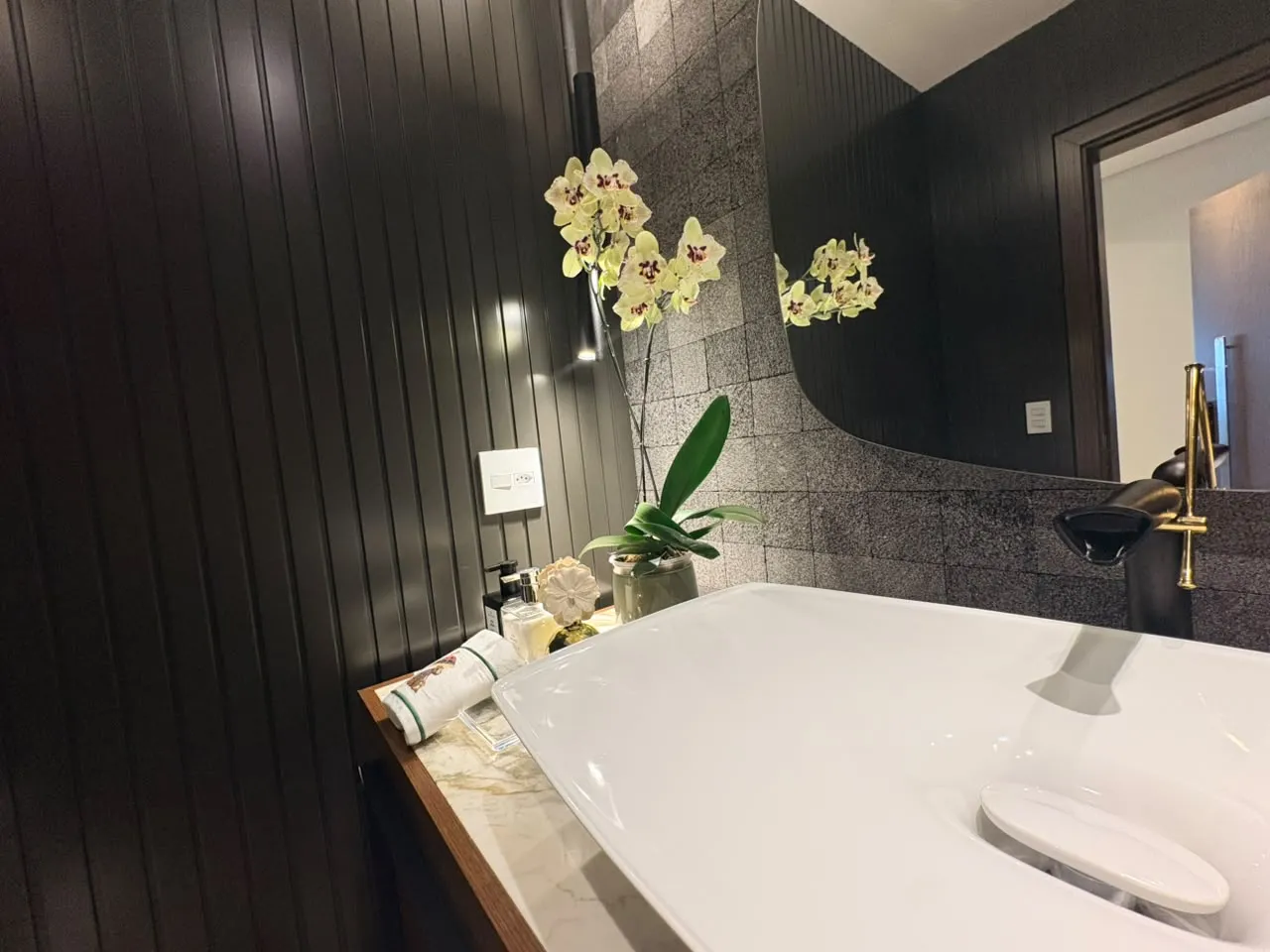 Apartamento &agrave; Venda no Edif&iacute;cio Vancouver, 237 m&sup2;, 3 Su&iacute;tes e 3 Vagas &ndash; Ribeir&atilde;o Preto/SP Rua Doutor Professor Pier Luigi Castelfranchi Ribeirão Preto - 