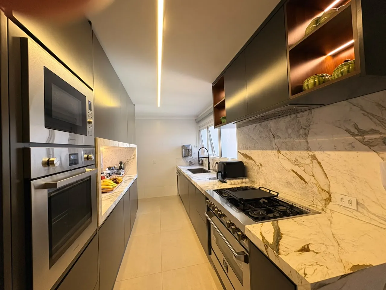Apartamento &agrave; Venda no Edif&iacute;cio Vancouver, 237 m&sup2;, 3 Su&iacute;tes e 3 Vagas &ndash; Ribeir&atilde;o Preto/SP Rua Doutor Professor Pier Luigi Castelfranchi Ribeirão Preto - 