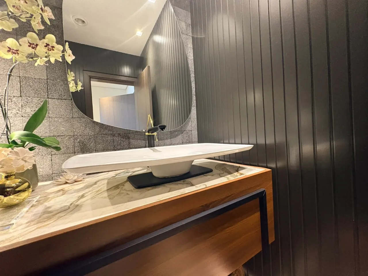 Apartamento &agrave; Venda no Edif&iacute;cio Vancouver, 237 m&sup2;, 3 Su&iacute;tes e 3 Vagas &ndash; Ribeir&atilde;o Preto/SP Rua Doutor Professor Pier Luigi Castelfranchi Ribeirão Preto - 
