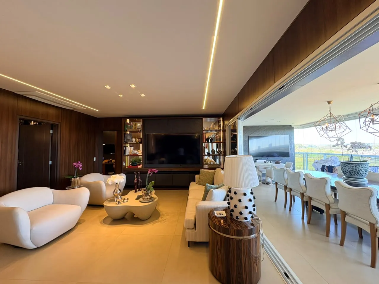 Apartamento &agrave; Venda no Edif&iacute;cio Vancouver, 237 m&sup2;, 3 Su&iacute;tes e 3 Vagas &ndash; Ribeir&atilde;o Preto/SP Rua Doutor Professor Pier Luigi Castelfranchi Ribeirão Preto - 