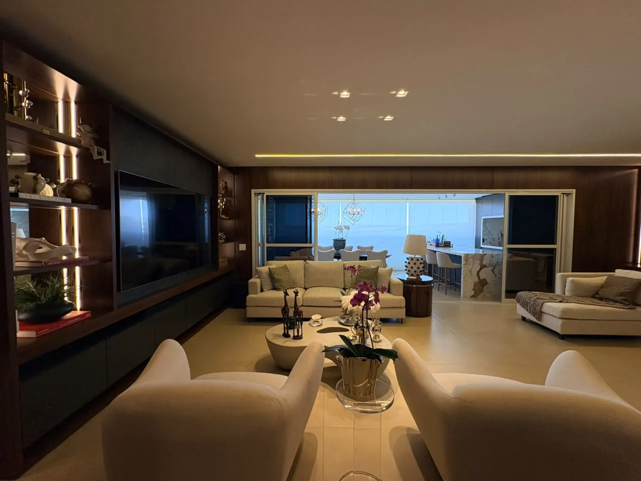 Apartamento &agrave; Venda no Edif&iacute;cio Vancouver, 237 m&sup2;, 3 Su&iacute;tes e 3 Vagas &ndash; Ribeir&atilde;o Preto/SP Rua Doutor Professor Pier Luigi Castelfranchi Ribeirão Preto - 