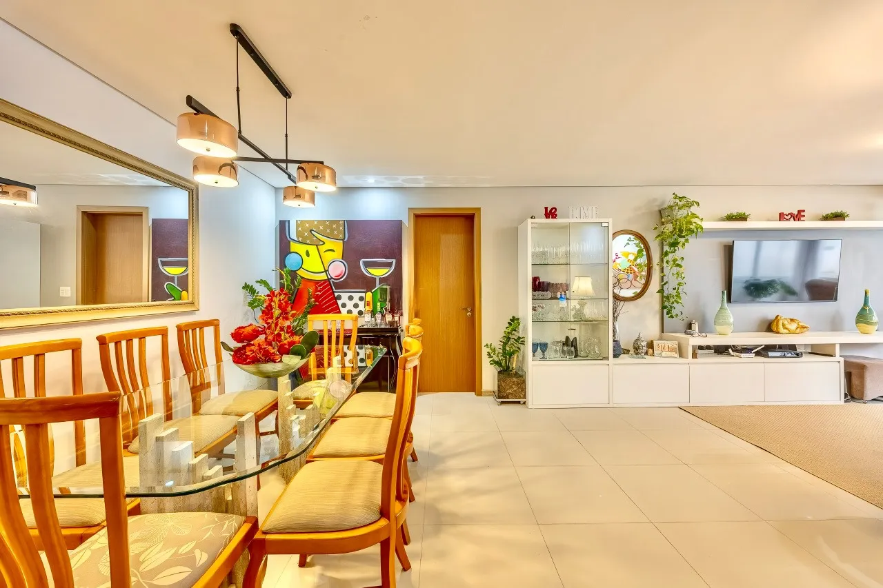 R$ 1.380.000 - EXCELENTE APARTAMENTO - 134M2 - 3 DORM - 2 SU&Iacute;TES - 4 VAGAS - DEP&Oacute;SITO Rua Araruama Porto Alegre - 