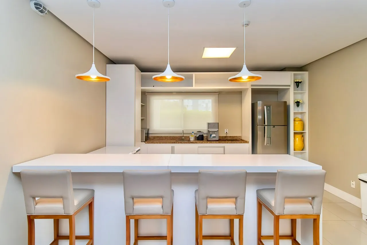 R$ 1.380.000 - EXCELENTE APARTAMENTO - 134M2 - 3 DORM - 2 SU&Iacute;TES - 4 VAGAS - DEP&Oacute;SITO Rua Araruama Porto Alegre - 