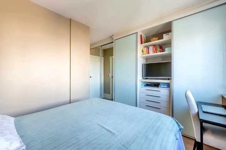 R$ 625.000 - BELO APARTAMENTO - 72M2 - 2 DORM - VISTA PANOR&Acirc;MICA - 1 VAGA Rua Itapeva Porto Alegre - 