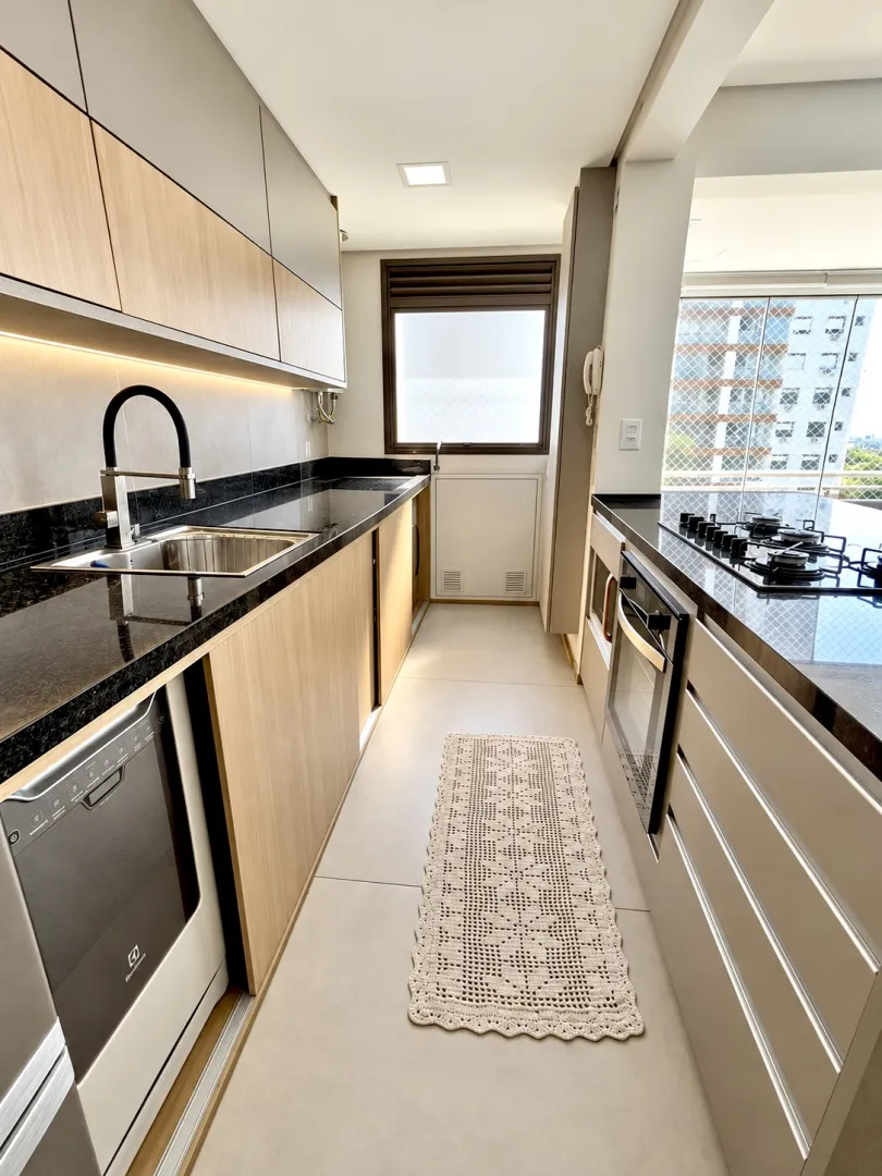 R$ 670.000 - LINDO APARTAMENTO - 81M2 - 2 DORM - SU&Iacute;TE - 1 VAGA - VISTA - INFRA Rua Piauí Porto Alegre - 