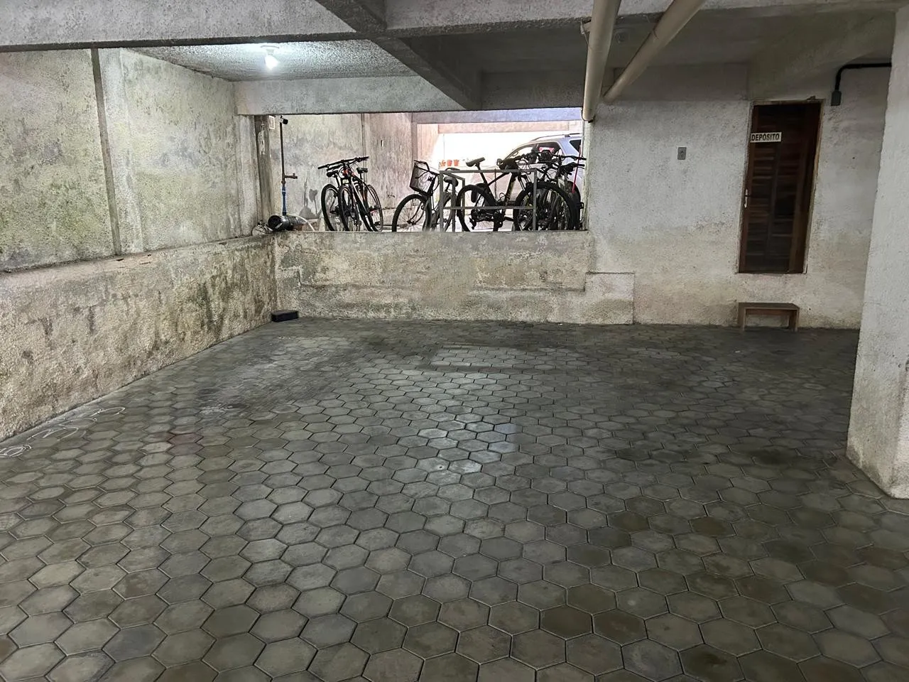 Apartamento amplo. Bem localizado  Timbó - 
