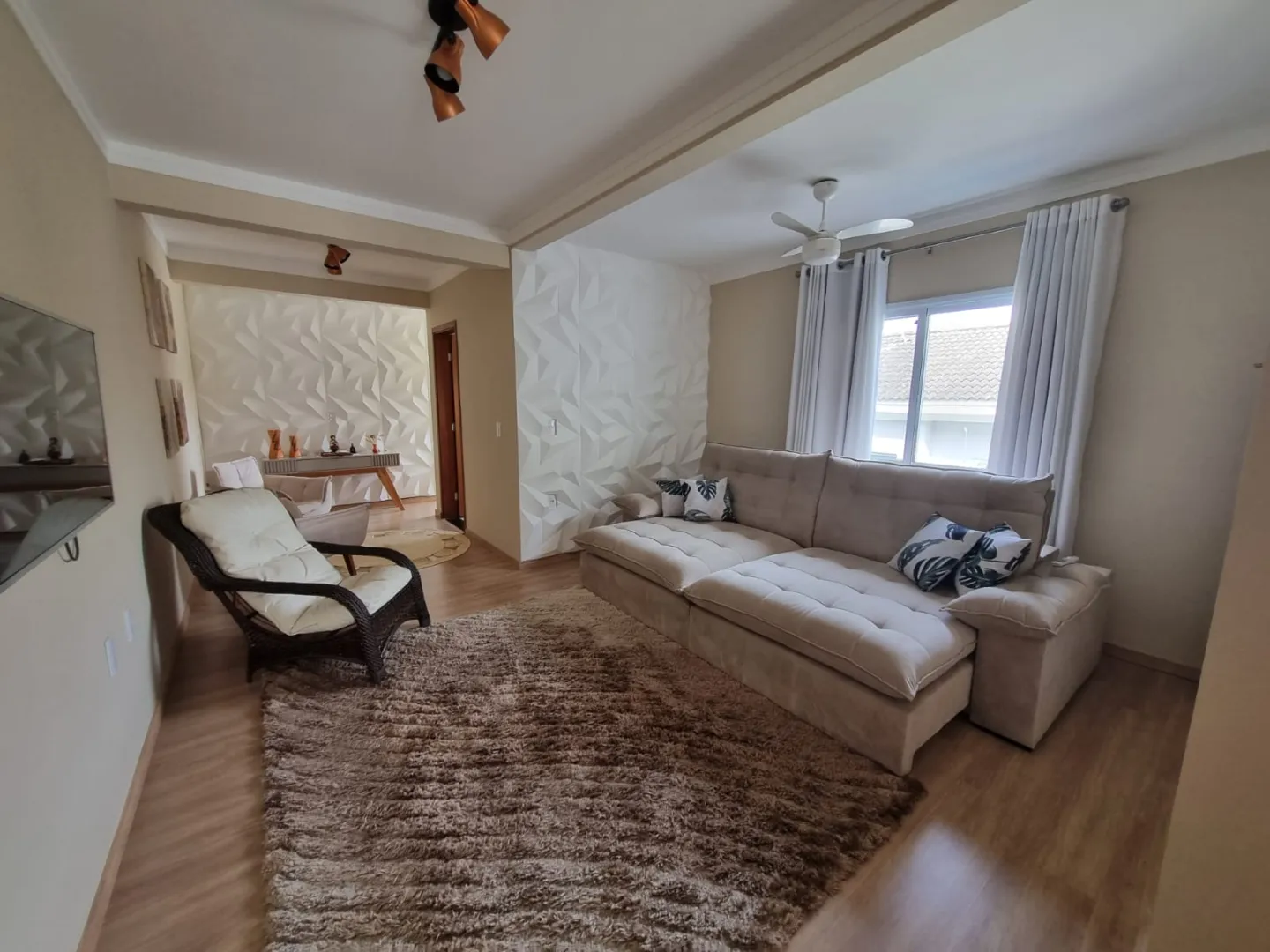 Casa &Aacute; Venda, 202m - 3 Dorms. 2 Su&iacute;tes - R$ 1.950.000 - Cond. Horizonte de Sorocaba Rua Ramon Haro Martini Sorocaba - 