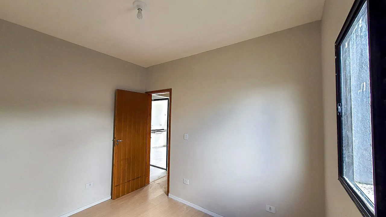 Casa t&eacute;rrea moderna com espa&ccedil;o gourmet e quintal privativo no Lago dos P&aacute;ssaros  Cotia - 