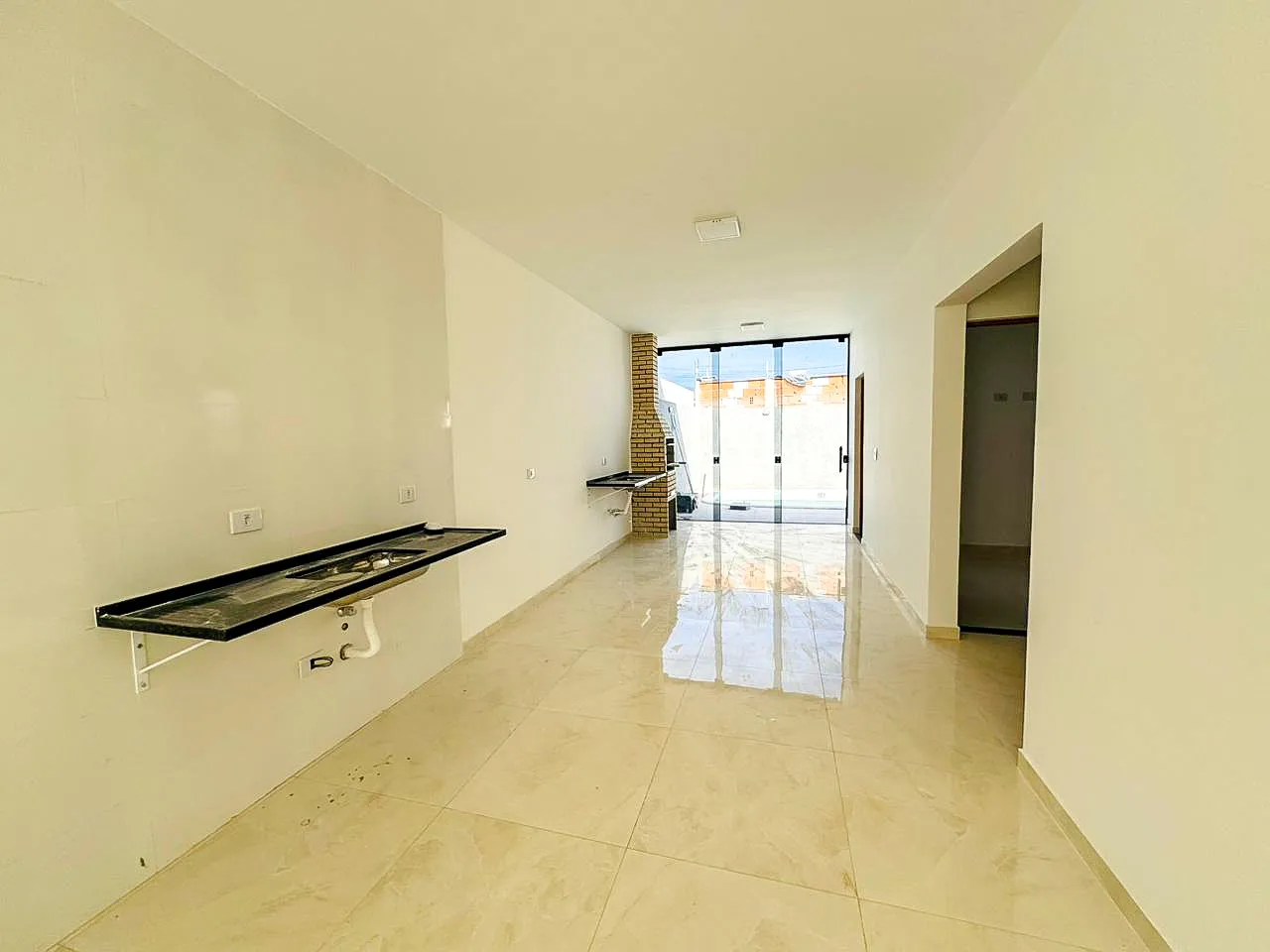 Casa t&eacute;rrea com piscina iluminada e espa&ccedil;o gourmet no Lago dos P&aacute;ssaros  Cotia - 
