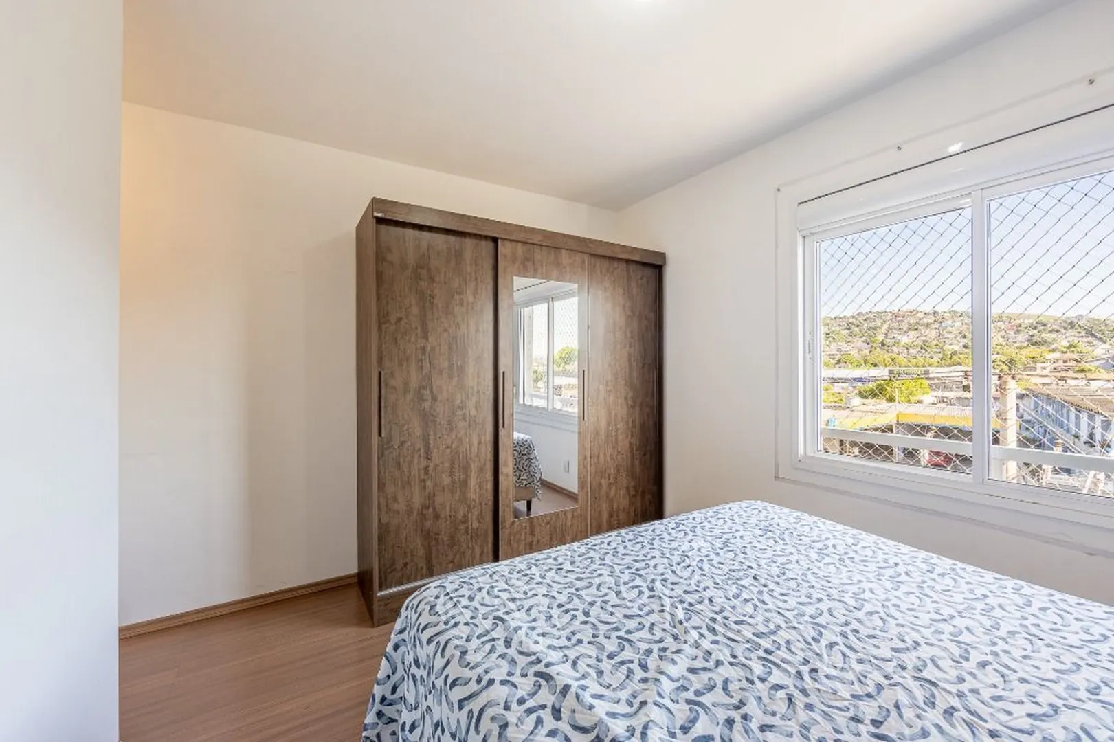 R$ 425.000 - OPORTUNIDADE - &Oacute;TIMO APARTAMENTO - 60M2 - 2 DORM - SU&Iacute;TE - 2 VAGAS Avenida Bento Gonçalves Porto Alegre - 