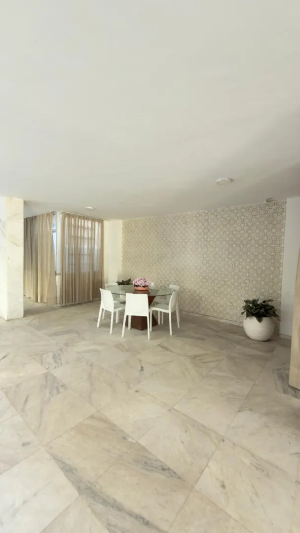 APARTAMENTO 3 QUARTOS VISTA MAR DEPEND&Ecirc;NCIA ELEVADORES GARAGEM &Agrave; VENDA CORREDOR VIT&Oacute;RIA! Avenida Sete de Setembro Salvador - 