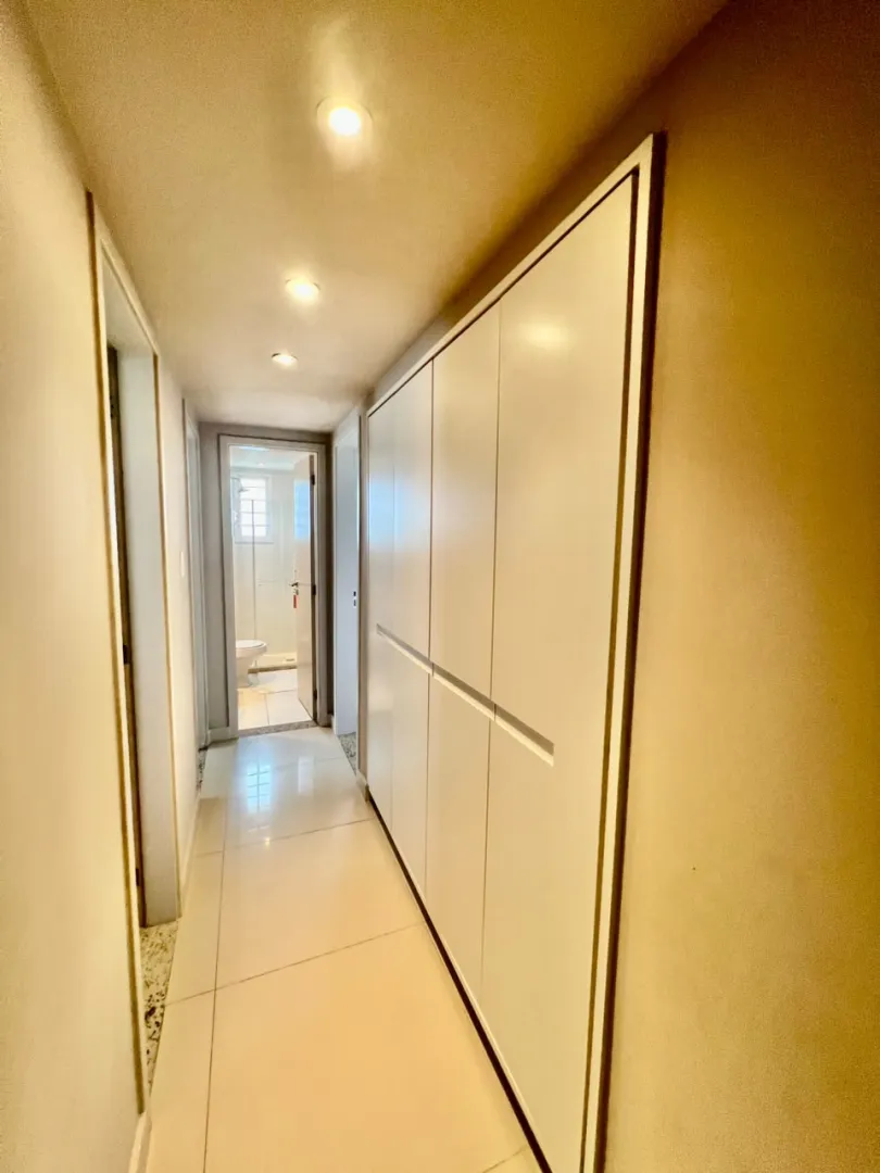 APARTAMENTO 3 QUARTOS SU&Iacute;TE VARANDA ACADEMIA PISCINA VENDA GREENVILLE PATAMARES Rua Embira Salvador - 