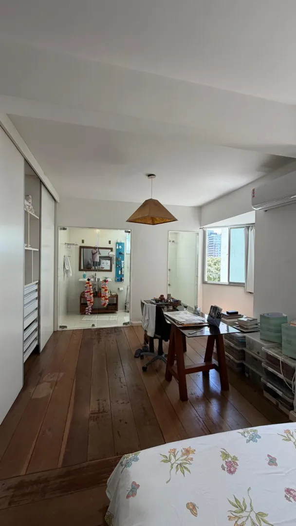 APARTAMENTO 4 QUARTOS SU&Iacute;TES 2 GARAGENS ELEVADOR &Agrave; VENDA NA GRA&Ccedil;A Rua da Paz Salvador - 