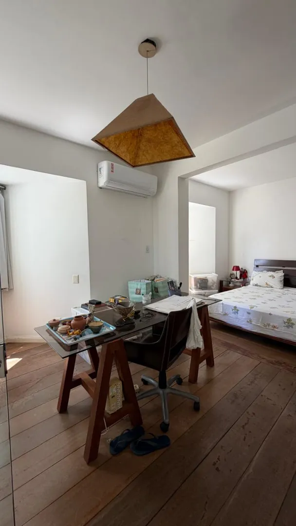 APARTAMENTO 4 QUARTOS SU&Iacute;TES 2 GARAGENS ELEVADOR &Agrave; VENDA NA GRA&Ccedil;A Rua da Paz Salvador - 