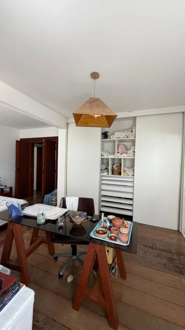 APARTAMENTO 4 QUARTOS SU&Iacute;TES 2 GARAGENS ELEVADOR &Agrave; VENDA NA GRA&Ccedil;A Rua da Paz Salvador - 