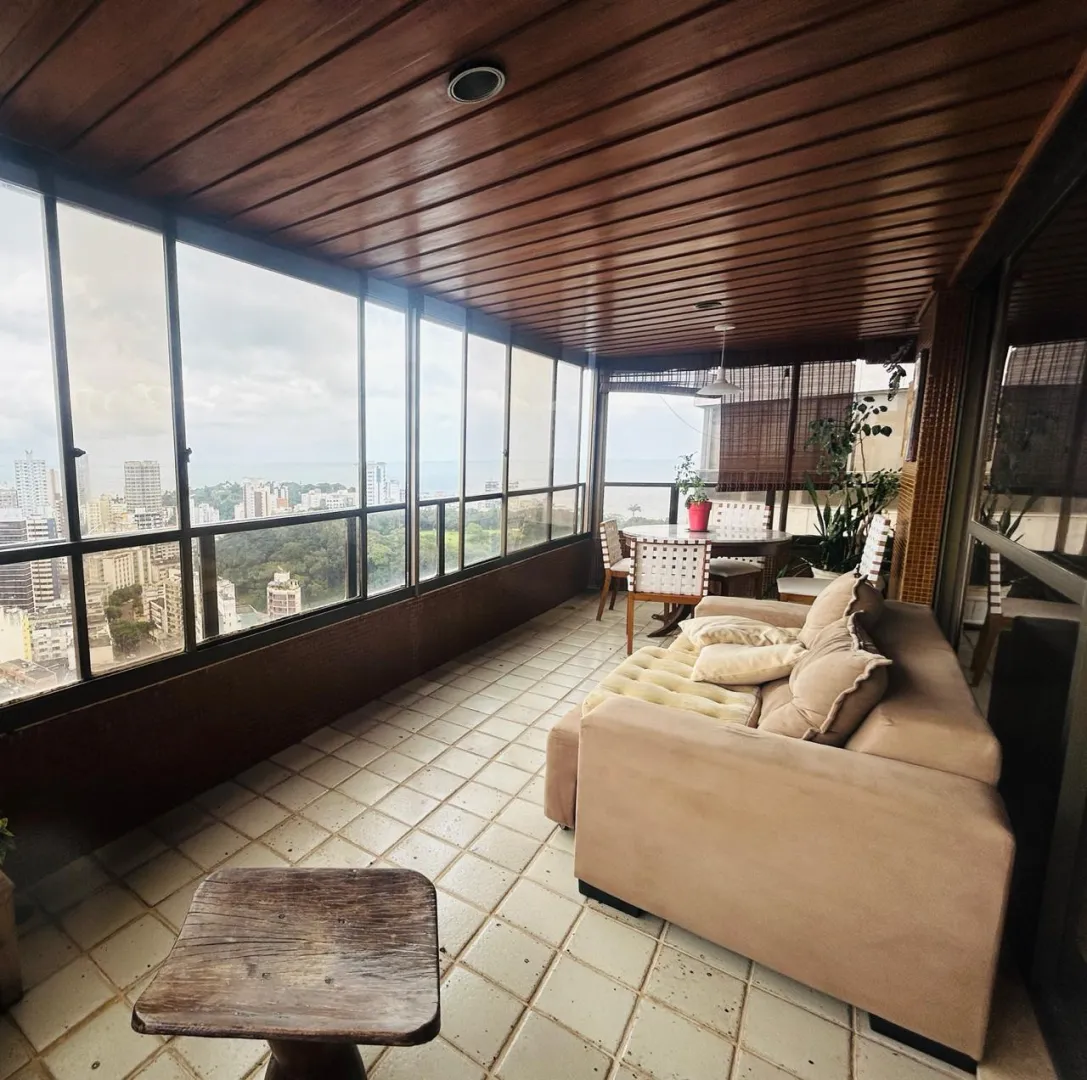 APARTAMENTO 330m&sup2; 4 SU&Iacute;TES ANDAR ALTO VARANDA QUADRA &Agrave; VENDA NA BARRA! Rua Tenente Pires Ferreira Salvador - 